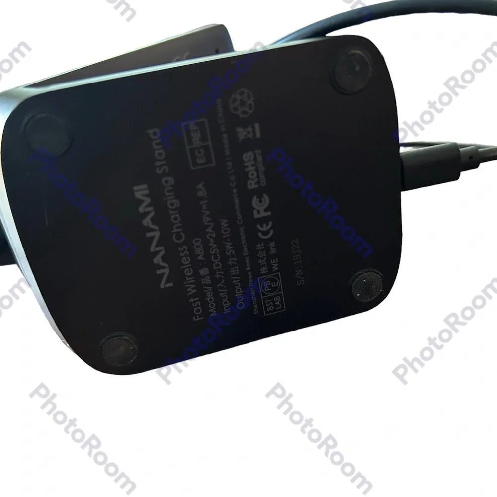 Nanami Fast Charging Stand